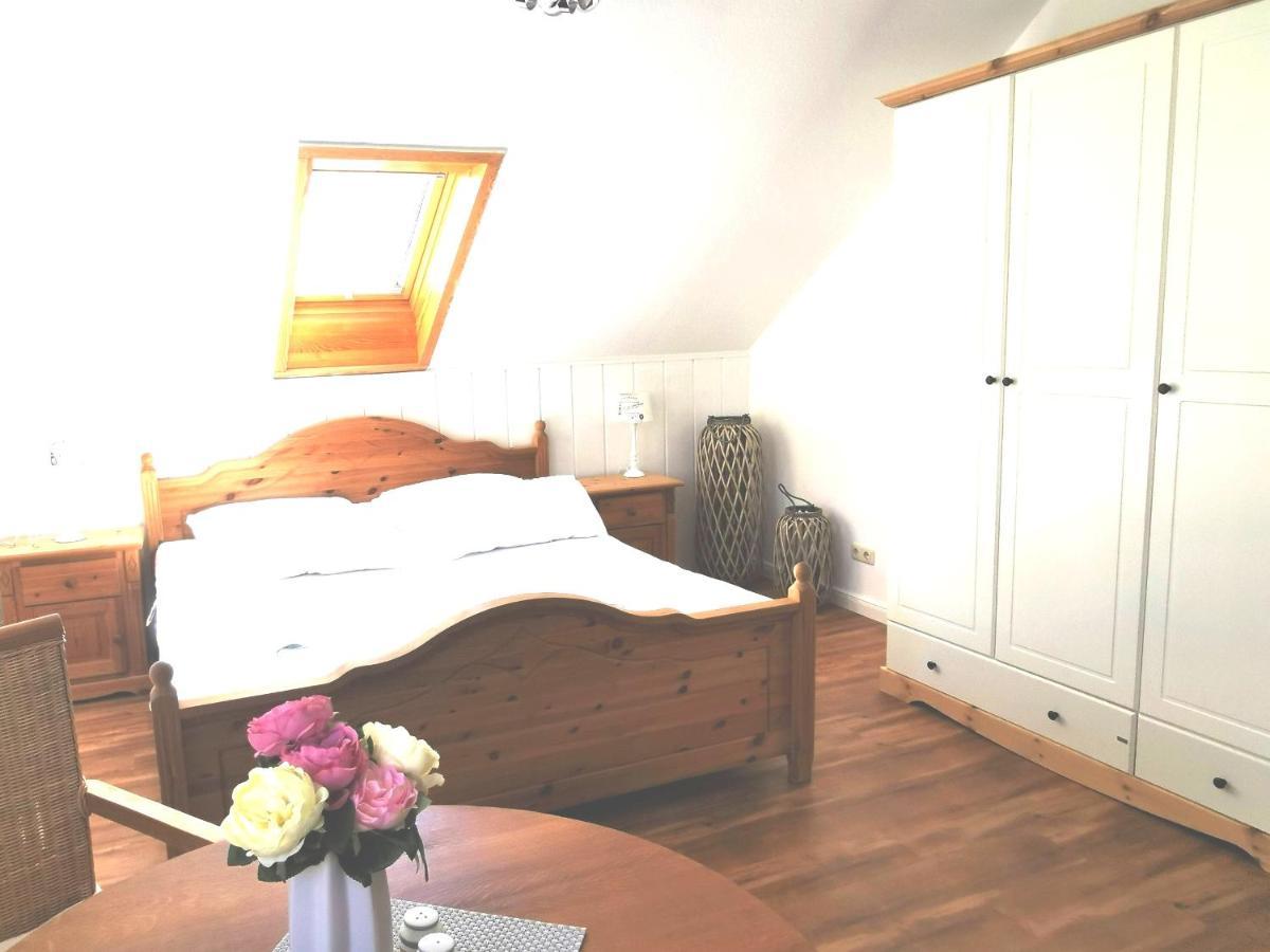 Sommerhaus Seidel - Mit Kostenlosem Parkplatz - Stralsund Ngoại thất bức ảnh